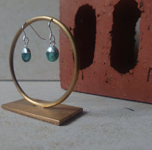 Load image into Gallery viewer, STERLING SILVER EARRINGS WITH SAPPHIRE DROP