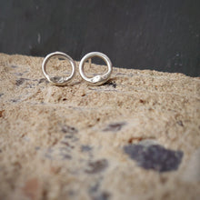 Load image into Gallery viewer, MOLTEN SILVER CIRCLE STUD EARRINGS