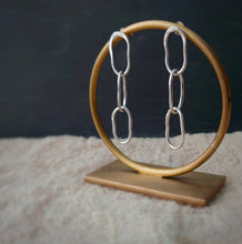 Load image into Gallery viewer, INTERLINKED SILVER CHAIN EARRINGS