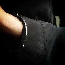 Load image into Gallery viewer, SILVER STUDDED DOT BANGLE
