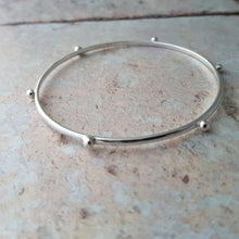 Load image into Gallery viewer, SILVER STUDDED DOT BANGLE