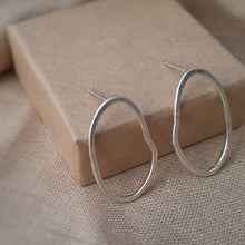 Load image into Gallery viewer, ORGANIC OVAL SILVER STUD EARRINGS
