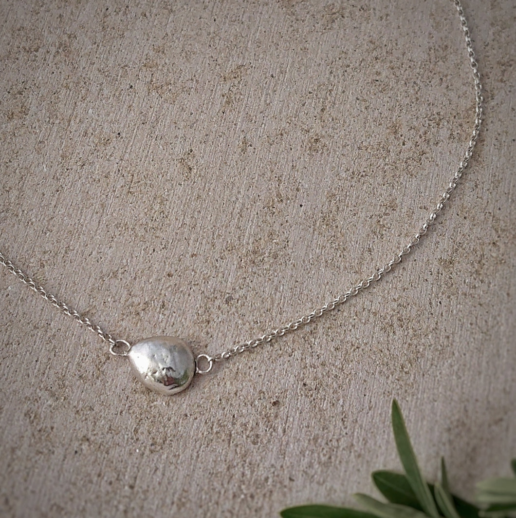 THE DOT CHOKER NECKLACE - ORGANIC RECYCLED SILVER PEBBLE NECKLACE