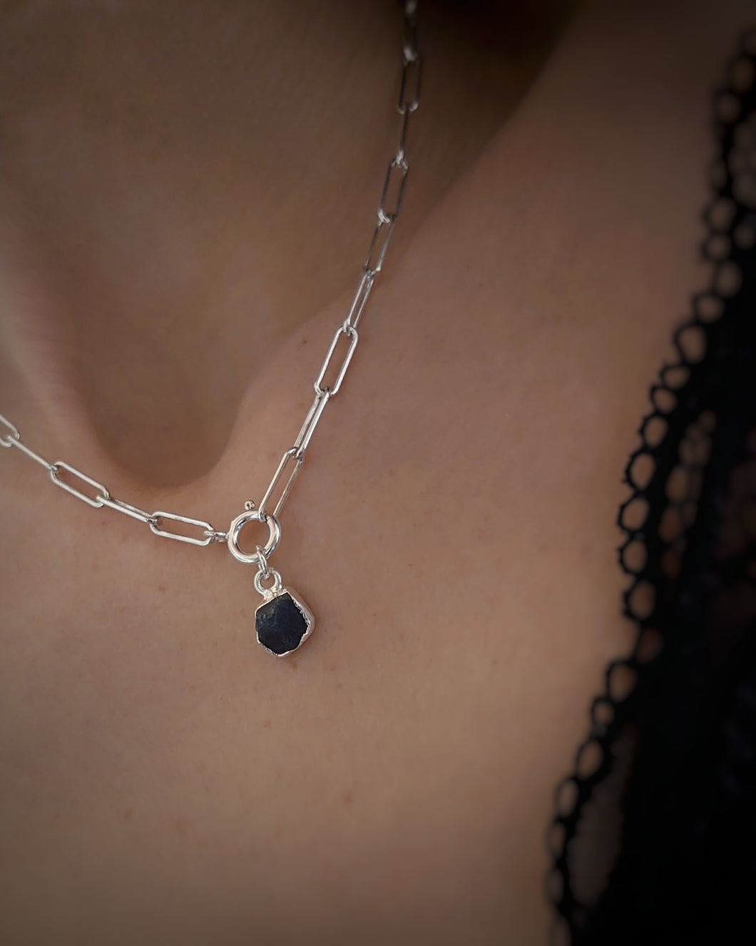 RAW SAPPHIRE STATEMENT CHUNKY CHAIN SILVER NECKLACE