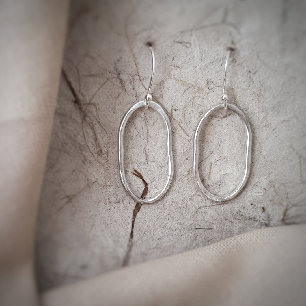 ORGANIC OVAL DROP EARRINGS